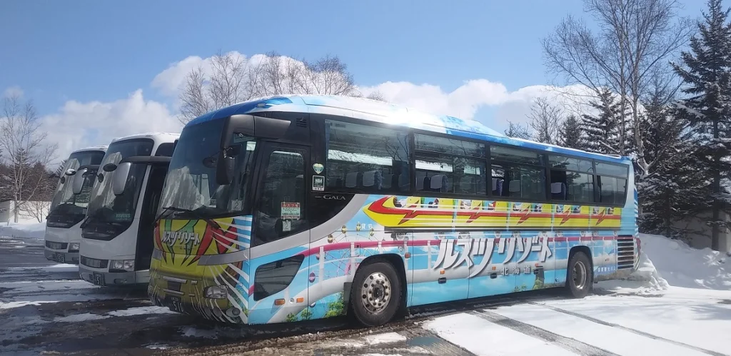 hakuba ski shuttle